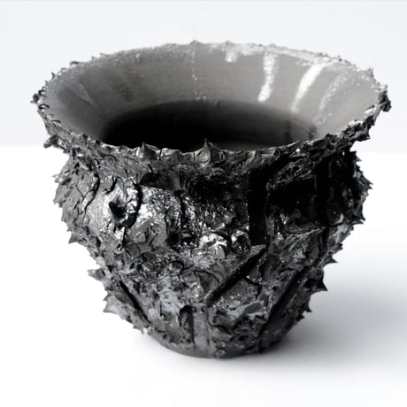 ＜ceramic pot ＞√ROOT   Metallic type +drip+Secret logo_B