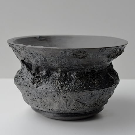 ＜ceramic pot ＞ GRAFFITI  Matt Black type_GB03
