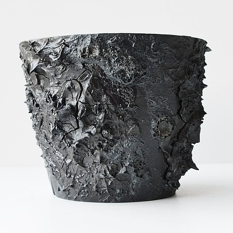 ＜ceramic pot ＞ SHARK  Matt Black type_WJ04