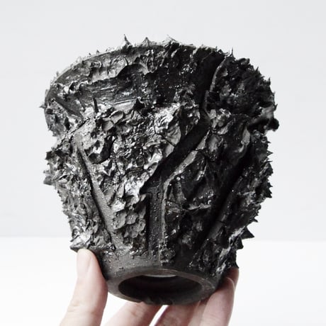 ＜ceramic pot ＞√ROOT   Metallic type +drip+Secret logo_B