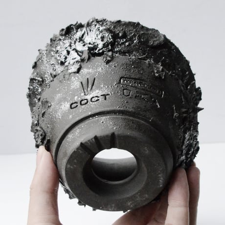 ＜ceramic pot ＞√ROOT   Metallic type +drip+Secret logo_B2