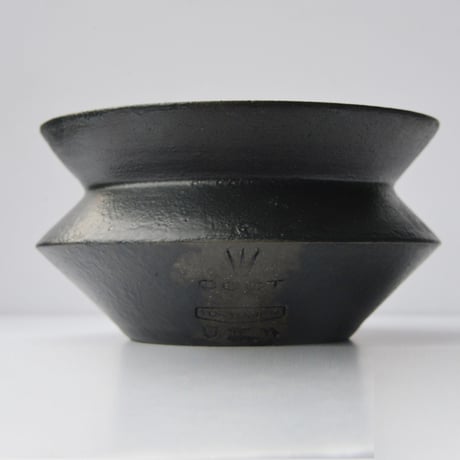 ceramic pot  SHARP EDGE  Matt Black type