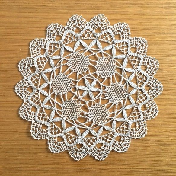 レース編み ４枚　アンティーク　ロンドン　蚤の市　ボートフェロー　ハンドメイド アンティークレース Reproduction Project Pattern 図案・解説集[A