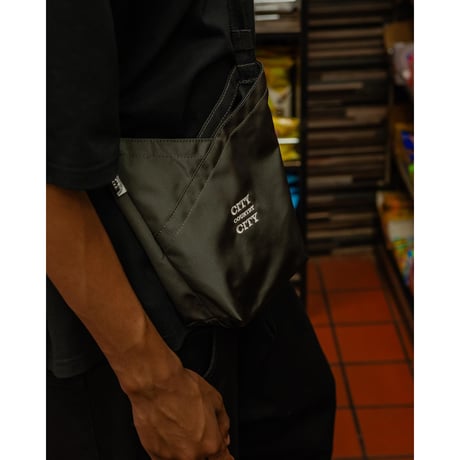 hobo ホーボー "AZUMA SHOULDER BAG NYLON OXFORD for CITY COUNTRY CITY"