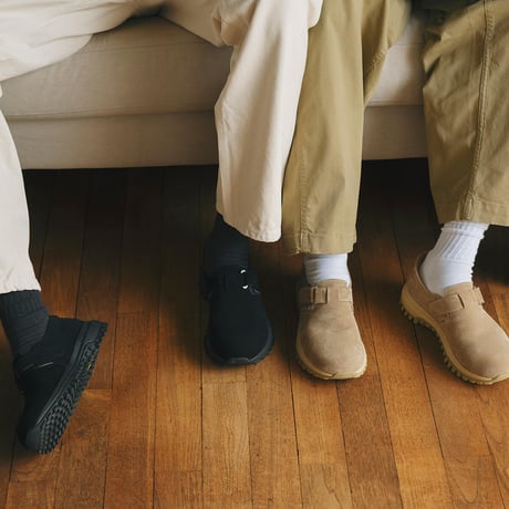 hobo ホーボー "STRAP SLIP ON SHOES COW SUEDE by SUNCORE"