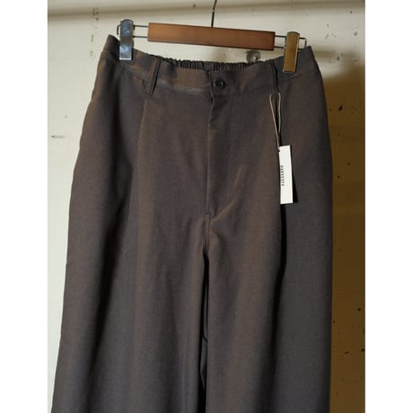 HARVESTY ハーベスティ "RELAXING TWILL EGG TUCK PANTS"