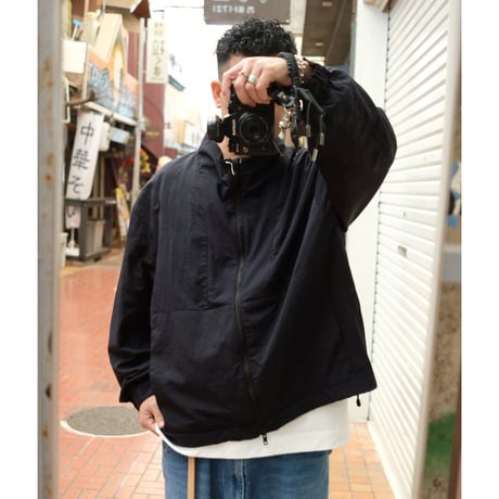 LAMOND ラモンド "Light Shell Stand Blouson"