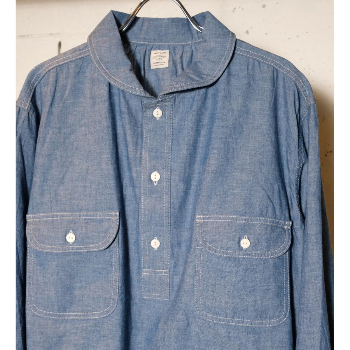 トップス ORDINARY FITS CHAMBRAY PULLOVER SHIRTS CHAMBRAY SHORT SLEEVE PULLOVER SHIRTS - ORDINARY FITS