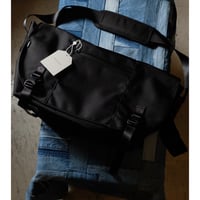 UNIVERSAL PRODUCTS ユニバーサルプロダクツ "New Messenger Bag"