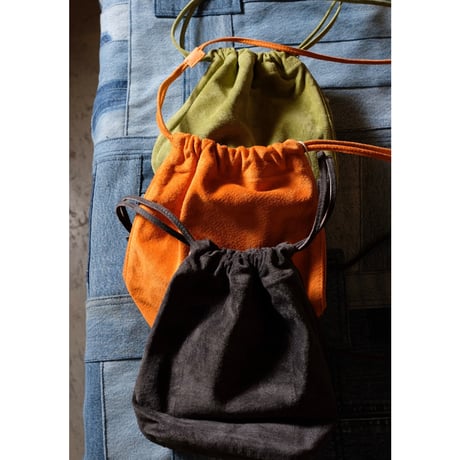 hobo ホーボー"DRAWSTRING POUCH PIG SUEDE"