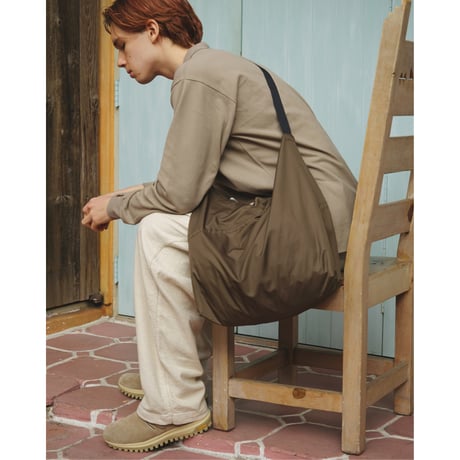 hobo ホーボー "PACKABLE AZUMA SHOULDER BAG M POLY RIPSTOP"