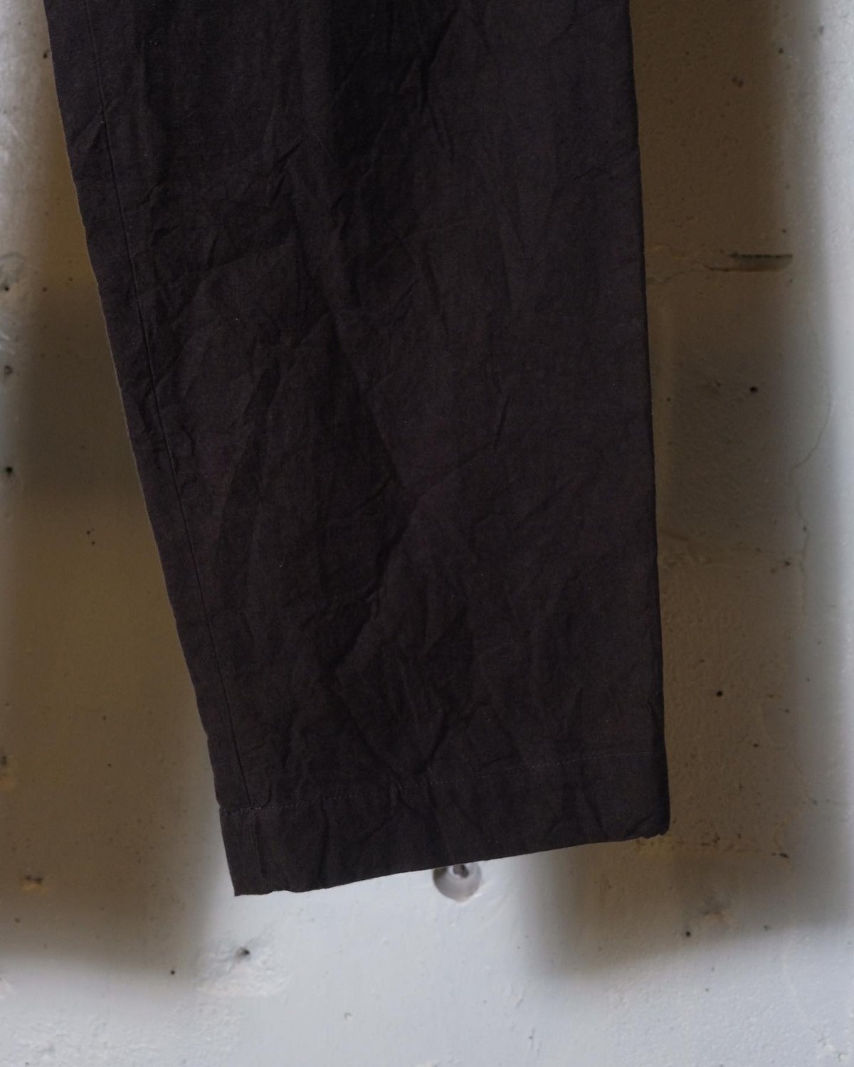 新品AVONTADEタックイージーパンツXS Slim Easy Slacks Ver.2 - Bricklayer *A vontade アボンタージ