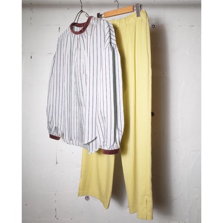 MANON マノン "PULL OVER GATHER BLOUSE"