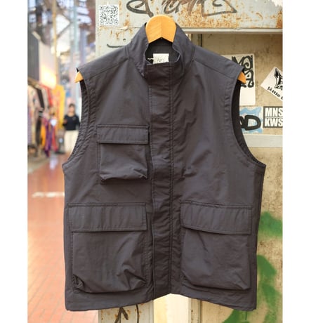 (g) グラム "VINTAGE CLOTH ZIPUP VEST"