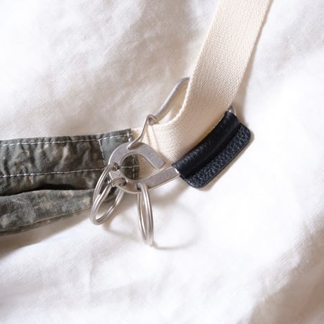 hobo ホーボー"CARABINER KEY RING MATTE BRASS with SHRINK COW LEATHER"