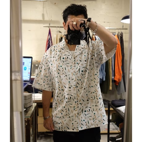 CURLY カーリー "TRICOT PRINT OPEN COLLAR SHIRT -setouchi olives-"