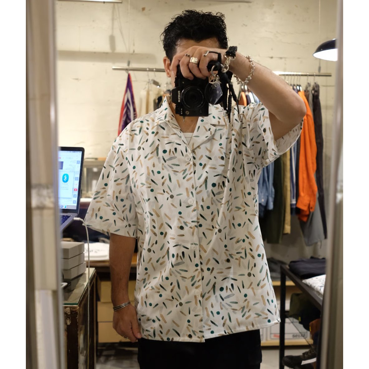 CURLY カーリー 