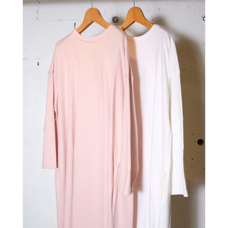 HARVESTY ハーベスティ"BACK PLEATS DRESS"