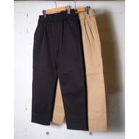 TRAVAIL MANUEL トラバイユマニュアル "コンパクトチノストレッチノームパンツ"