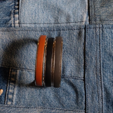 hobo ホーボー "BRASS BRACELET NARROW with COW LEATHER" ブレスレット