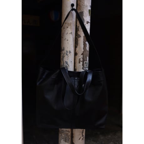 UNIVERSAL PRODUCTS ユニバーサルプロダクツ "LEATHER BAG"