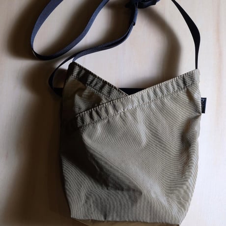 hobo ホーボー "AZUMA SHOULDER BAG S NYLON RIPSTOP" ショルダーバック