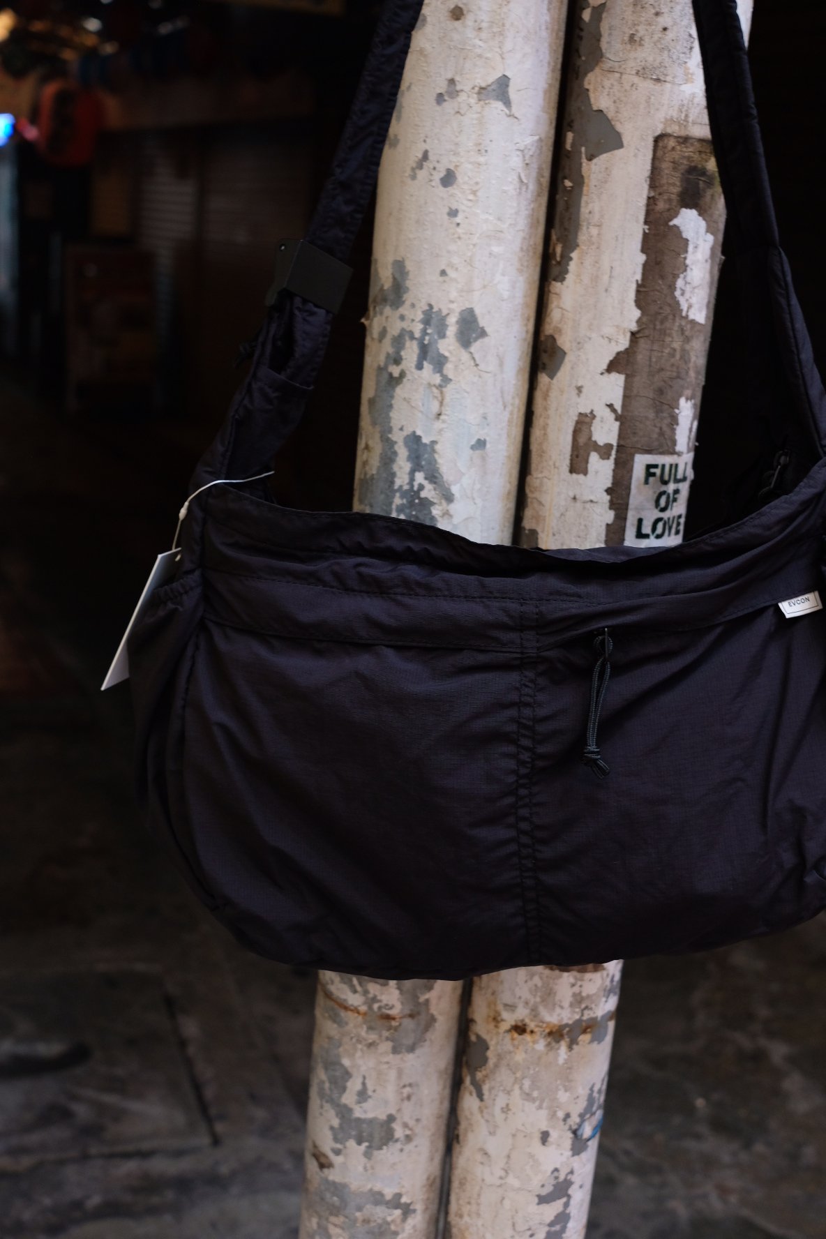 バッグ EVCON NYLON SHOULDER BAG NYLON SHOULDER BAG[CHARCOAL] | 1LDK (ワンエルディーケー
