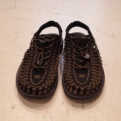KEEN / UNEEK(MEN)