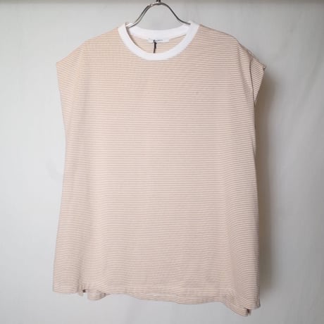 MANON マノン "IN TUCK FRENCH SLEEVE TEE"