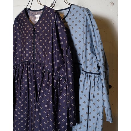(g) グラム "PRINT TRIMMED GATHER ONEPIECE "プリントトリミングギャザーワンピース