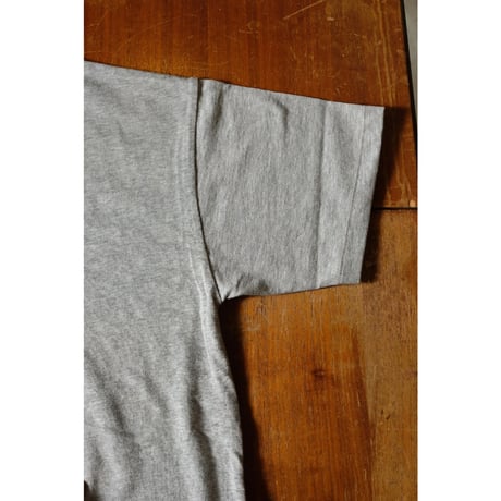(g) グラム "TENJIKU PRINT Tee  ALPHABET"
