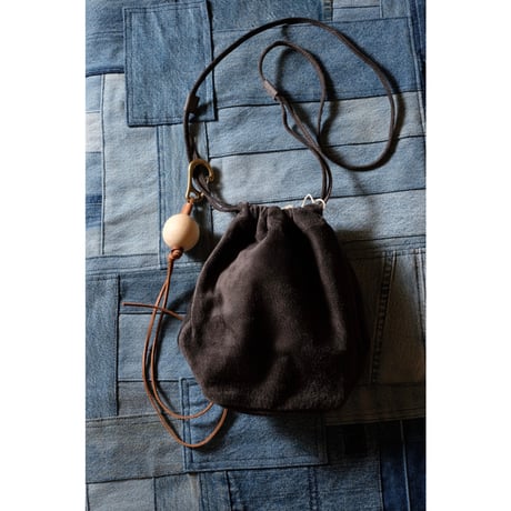 hobo ホーボー"DRAWSTRING POUCH PIG SUEDE"