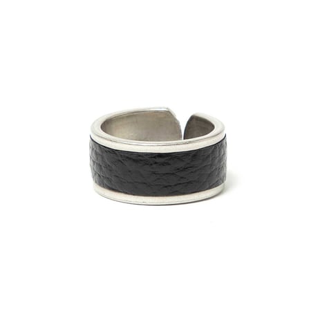 hobo ホーボー "BRASS RING with SHRINK LEATHER"リング