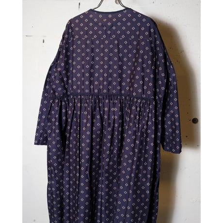 (g) グラム "PRINT TRIMMED GATHER ONEPIECE "プリントトリミングギャザーワンピース