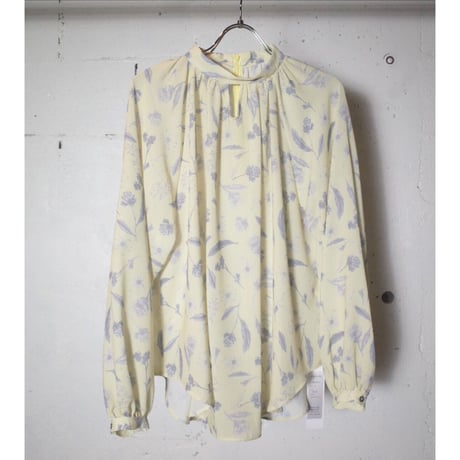 MANON マノン "ORIGINAL FLOWER PRINT GATHER BLOUSE＂ギャザーブラウス