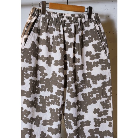 ORDINARY FITS オーディナリーフィッツ " FLOWER CAMO EASY TROUSERS"