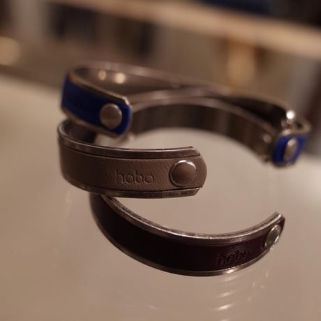 hobo ホーボー "BRASS BRACELET SHRINK LEATHER S"