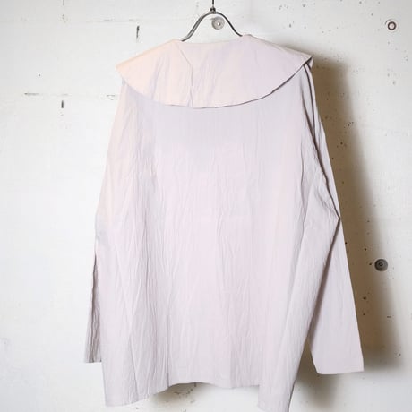 (g) グラム "ROUND BIG COLLAR BLOUSE"