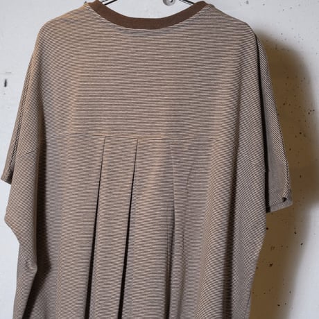 HARVESTY ハーベスティ"COTTON/HEMP NARROW STRIPES BACK PLEATS TEE"