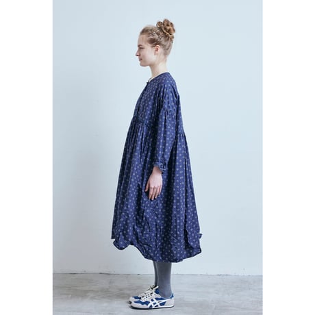 (g) グラム "PRINT TRIMMED GATHER ONEPIECE "プリントトリミングギャザーワンピース