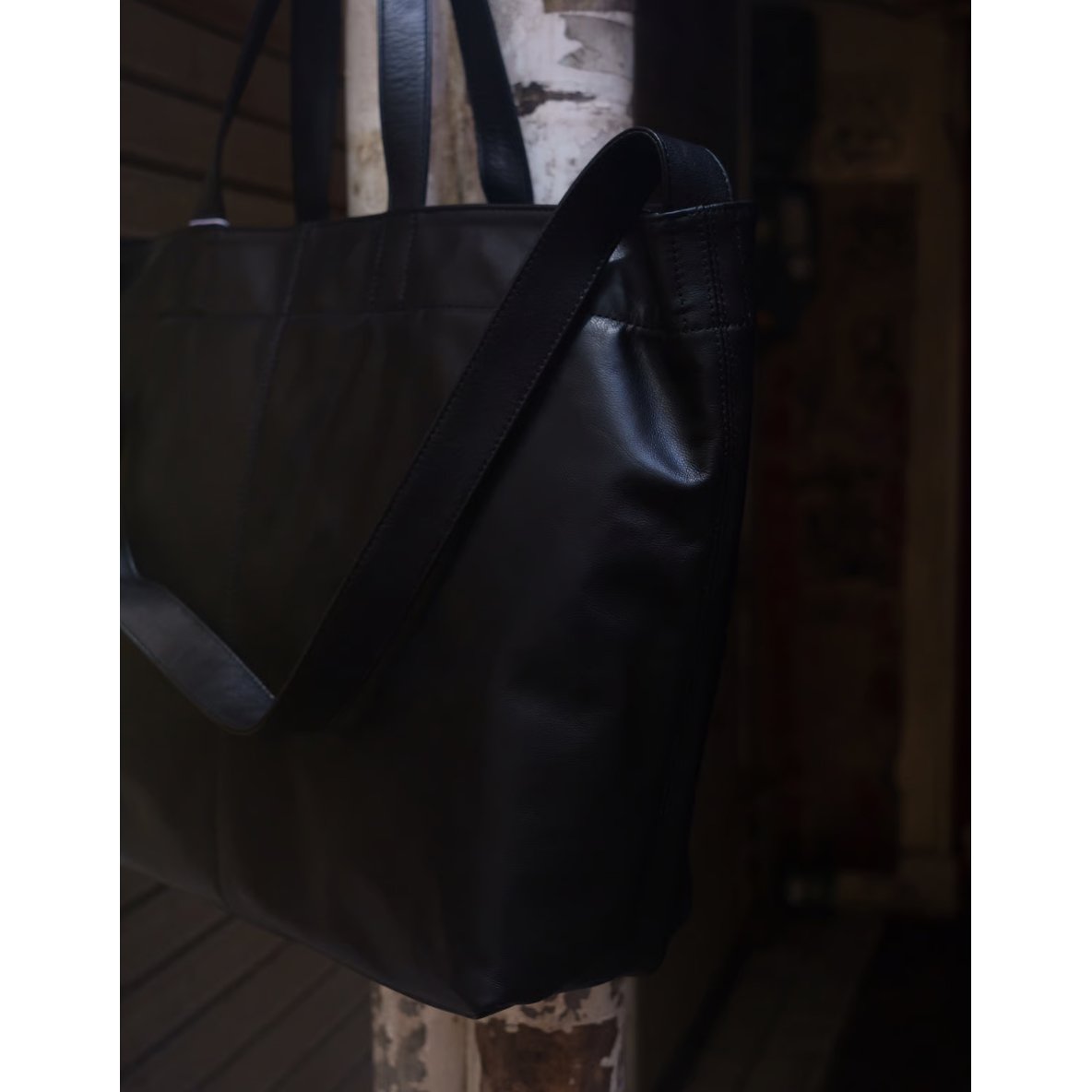 UNIVERSAL PRODUCTS トートバッグ ブラック UNIVERSAL PRODUCTS TOTE BAG（トートバッグ）｜BOICE FROM