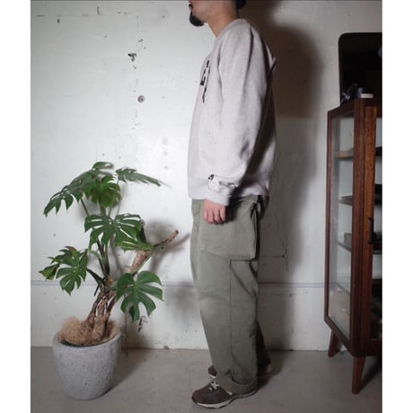 TACOMA FUJI RECORDS タコマフジレコード "NO MORE BEER COLLEGE LOGO SWEATSHIRT designed by Shuntaro Watanabe"