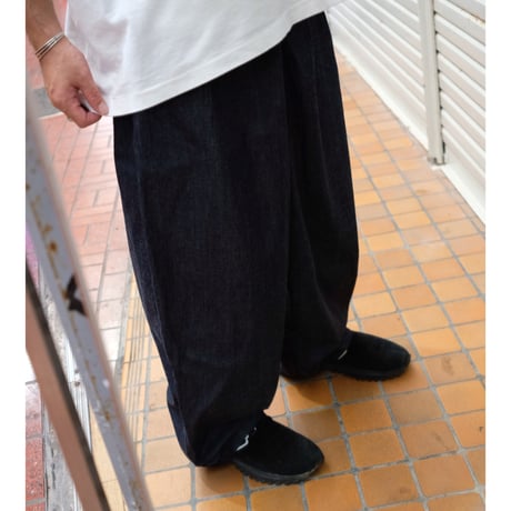 HARVESTY ハーベスティ "WIDE EGG PANTS" ワイドエッグパンツ