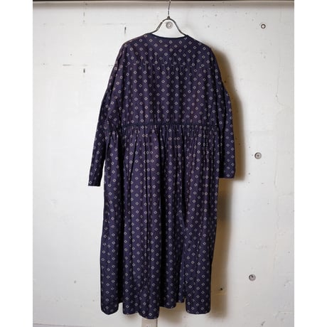 (g) グラム "PRINT TRIMMED GATHER ONEPIECE "プリントトリミングギャザーワンピース