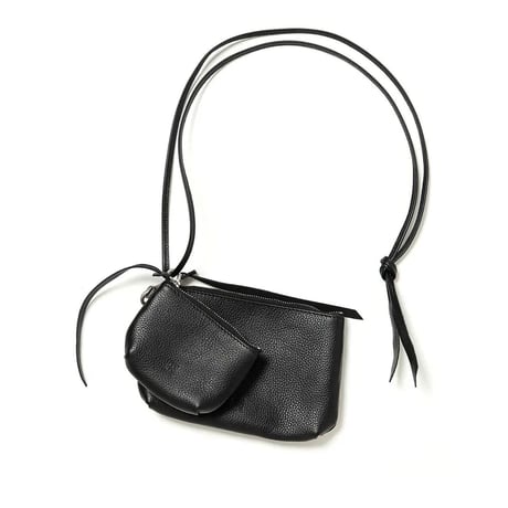 hobo ホーボー"PAIR CASE SHRINK LEATHER WITH STRAP"