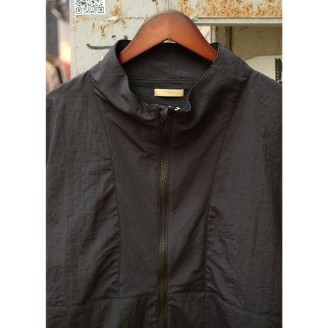 LAMOND ラモンド "Light Shell Stand Blouson"
