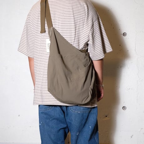 hobo ホーボー "AZUMA SHOULDER BAG M NYLON RIPSTOP" アズマショルダーバック
