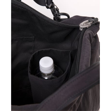 hobo ホーボー"HELMET BAG NYLON OXFORD ONIBEGIE® DYED"