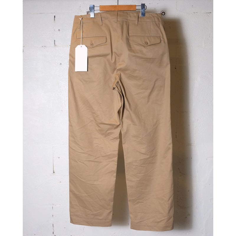 AVONTADE ベージュ チノパン AVONTADE ベージュ チノパン 未使用