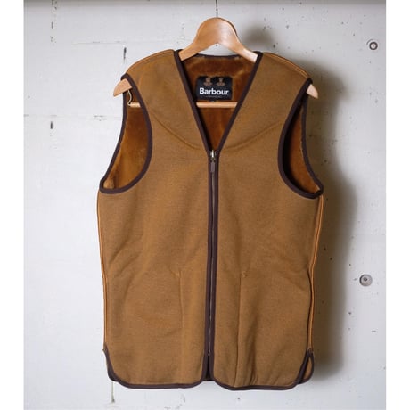 Barbour バブアー "FUR LINER VEST"ファーライナーベスト